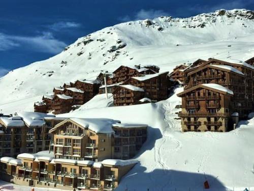 Appartement rénové 3 pièces, 4 pers, 2 ch, en plein cœur de la station, proche des pistes et commerces