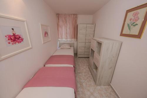 Apartments by the sea Rastici, Ciovo - 9470