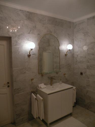 VASTE APPARTEMENT 70m2 LUXUEUX AVEC PISCINE XXL VUE FEERIQUE