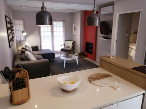 Χώρος καθιστικού στο Lauradale Accommodation