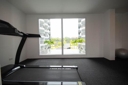 Das Fitnesscenter und/oder die Fitnesseinrichtungen in der Unterkunft Mantra Beach condominium M257