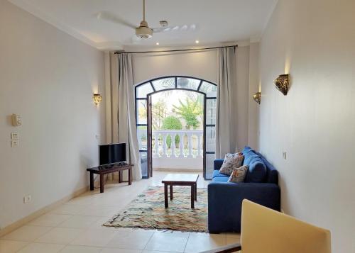Χώρος καθιστικού στο IN LUXOR Nile Apartments