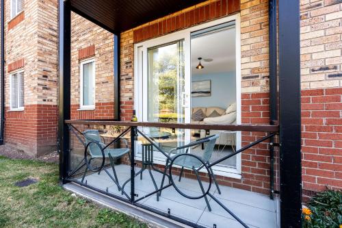 Gallery image of Doncaster Lakeside Boulevard View in Doncaster