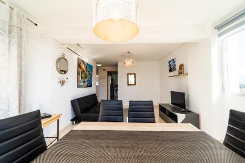 Apartamentos Moby Dick 16-G by WT