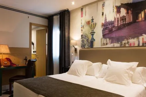 Aguilas5 SevillaSuites photo 37