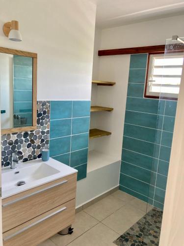 Ένα μπάνιο στο Villa North Shore