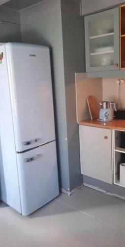A cozinha ou cozinha compacta de Lovely 1-bedrom apartment downtown Akureyri