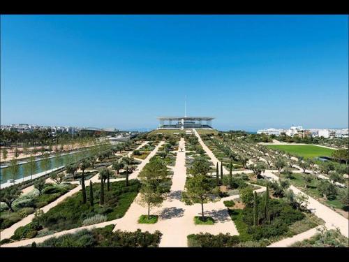 Finer Things Flisvos Beach Condo in Palaio Faliro