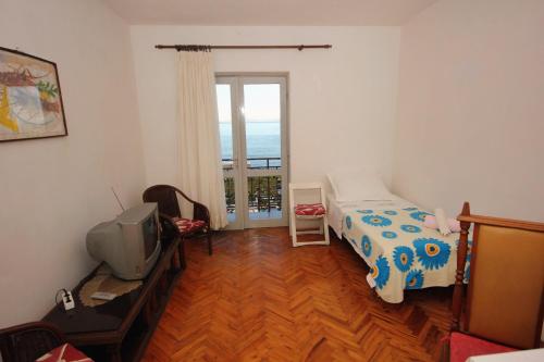 Apartments by the sea Podstrana, Split - 9412
