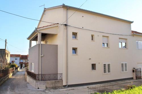 Fotografia z galérie ubytovania Apartments with a parking space Trogir - 9455 v Trogiri