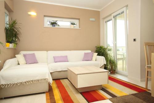Posezení v ubytování Apartments by the sea Stara Novalja, Pag - 9416