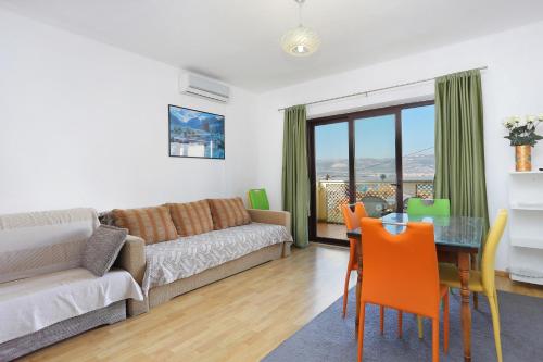 Apartments by the sea Slatine, Ciovo - 9453