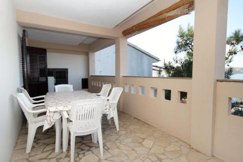 Balkón nebo terasa v ubytování Apartments by the sea Kustici, Pag - 9381