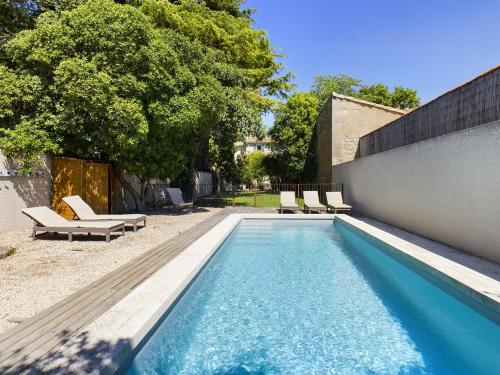 Maison Mouriès, 7 pièces, 10 personnes - FR-1-599-69