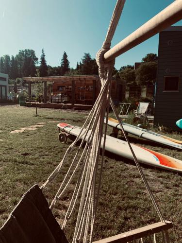 Ο χώρος παιχνιδιού για παιδιά στο TINYLODGE am Ellertshäuser See