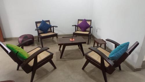Zona de estar de Ridmi Home Stay