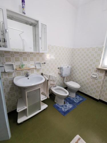 Koupelna v ubytování CasAngelica Alloggio indipendente con parcheggio interno