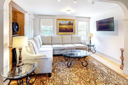 Granite Acres – Photos 3