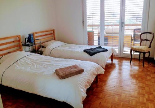 Кровать или кровати в номере Alpine Apartment