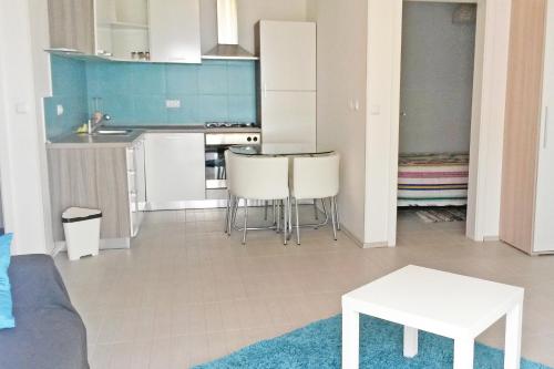Kuchyň nebo kuchyňský kout v ubytování Apartments with a parking space Opatija - 9655