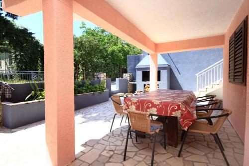 Apartments with swimming pool Orebic, Peljesac - 10166
