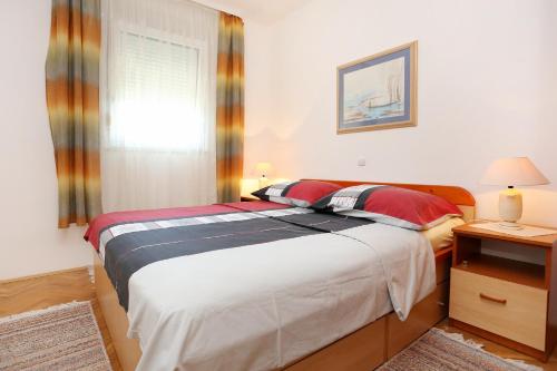 Holiday apartments Omis - 9492