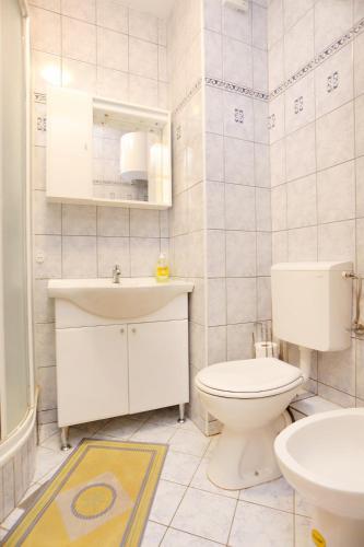 Holiday apartments Omis - 9492