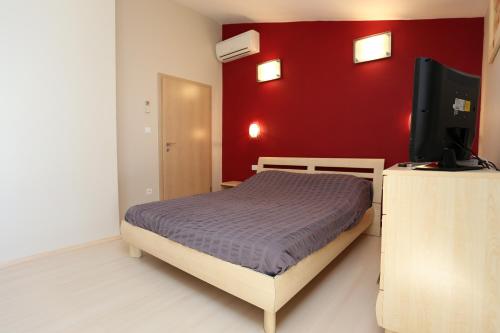 Apartments with parking space Stanici, Omis - 10324