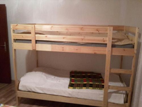 Postel nebo postele na pokoji v ubytování Apartment Viganj 10140b