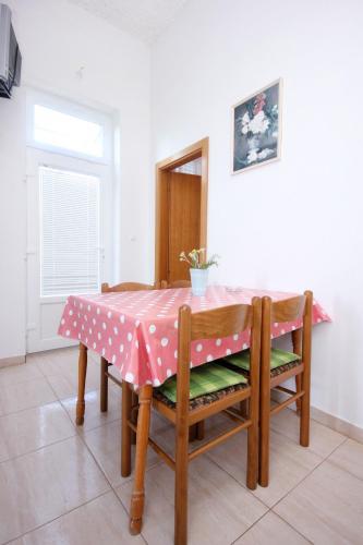 Apartments with parking space Orebic, Peljesac - 10086