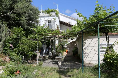 Κήπος έξω από το Apartments with parking space Trpanj, Peljesac - 10111