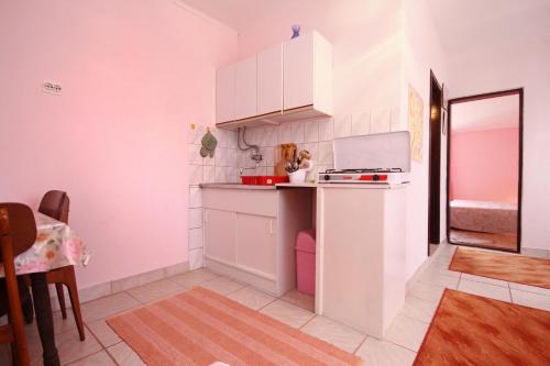 Apartments by the sea Kuciste - Perna, Peljesac - 10198