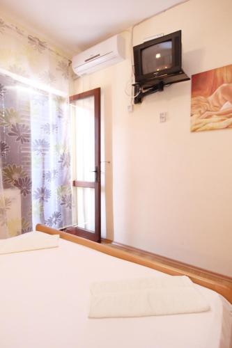 Studio Orebic 10256b
