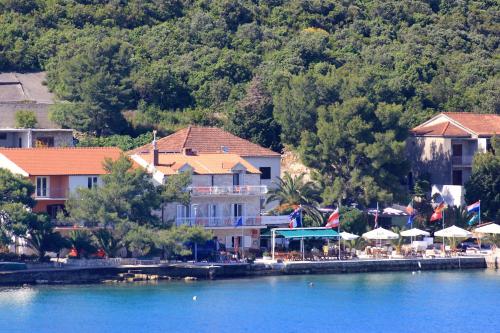 Fotografie z fotogalerie ubytování Apartments and rooms by the sea Loviste, Peljesac - 10181 v destinaci Lovište