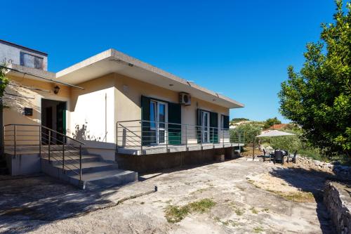 Holiday house with a parking space Marina, Trogir - 11767
