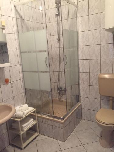 Apartments with parking space Trogir - 11782