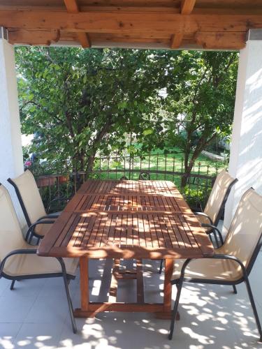 Apartments with parking space Starigrad, Paklenica - 11848