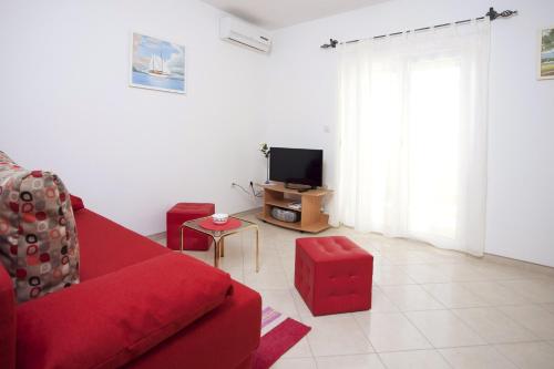 Seaside apartments with a swimming pool Zecevo Rtic, Rogoznica - 11869