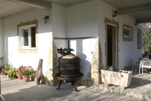 Fotografia z galérie ubytovania Apartments by the sea Zuljana, Peljesac - 12058 v Žuljane