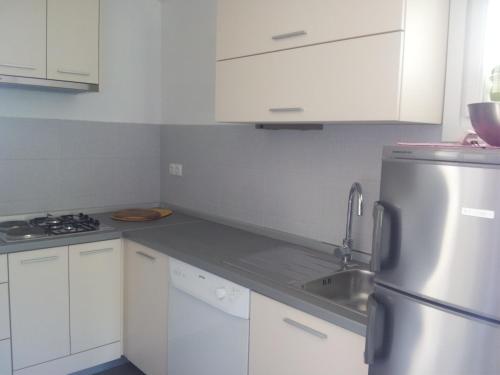Apartments with parking space Vodice - 12206