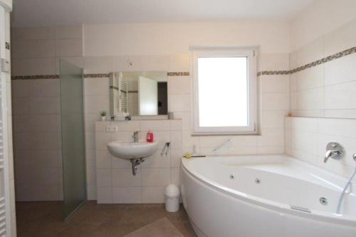 Koupelna v ubytování Residenz-Grafenmatt-Feldberg-Schwarzwald