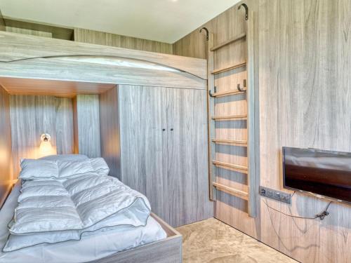 Posteľ alebo postele v izbe v ubytovaní Appartement 3 pièces confortable avec balcon, parking et WiFi - Megève Rochebrune - FR-1-453-294