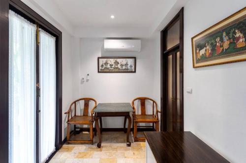 Χώρος καθιστικού στο Sclass Villa & Swimming pool , 10 min from airport