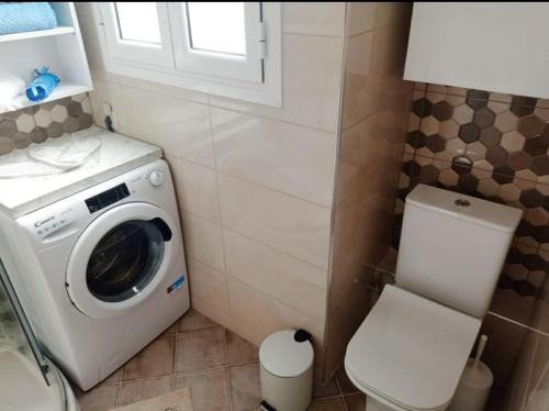 A bathroom at House 4-you