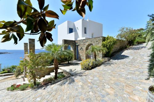 Gallery image of Andros Homes Sea Side Apartment & Studio in Gavrion