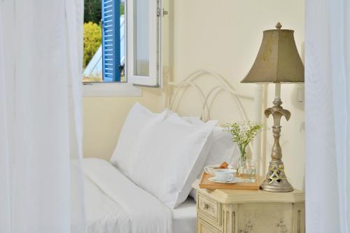 Gallery image of Andros Homes Sea Side Apartment & Studio in Gavrion