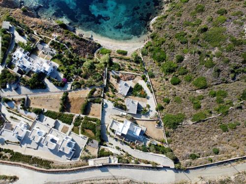 Gallery image of Andros Homes Sea Side Apartment & Studio in Gavrion