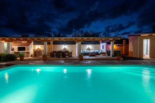 Poolincluded - Villa Kadulja – Photos 2
