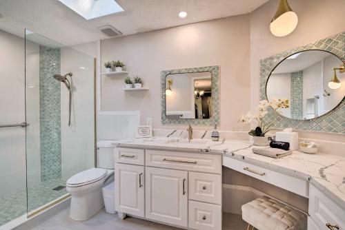Ein Badezimmer in der Unterkunft Spacious Citrus Hills Home with Pool and Game Room!