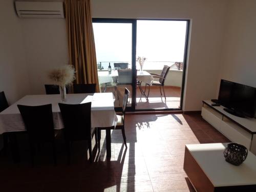 Apartments by the sea Businci, Ciovo - 12414